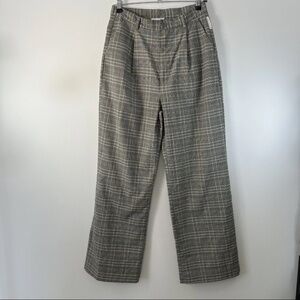 Kendall & Kylie Wide Leg Plaid Pants in size Medium Gray and Hight waisted